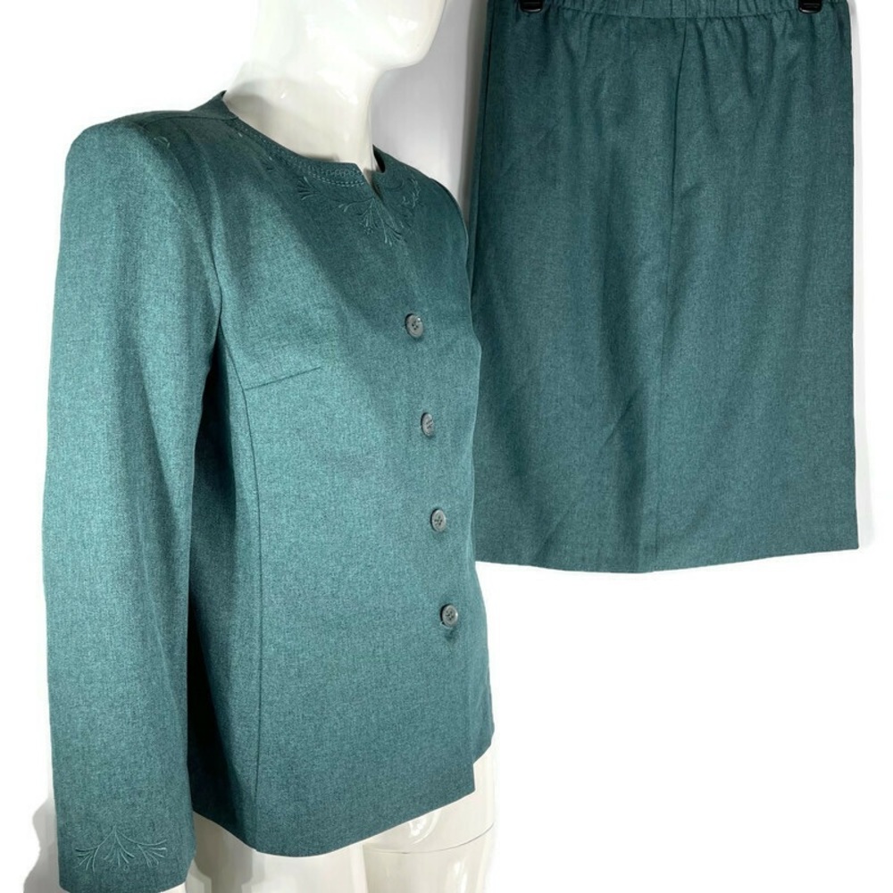 Nikki Suit Vintage (2 Piece) Size 12 - Picture 2 of 9
